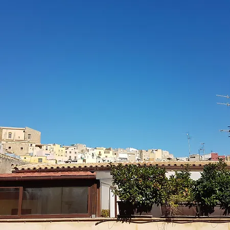 Stella Maris Centro Bed and Breakfast 4*